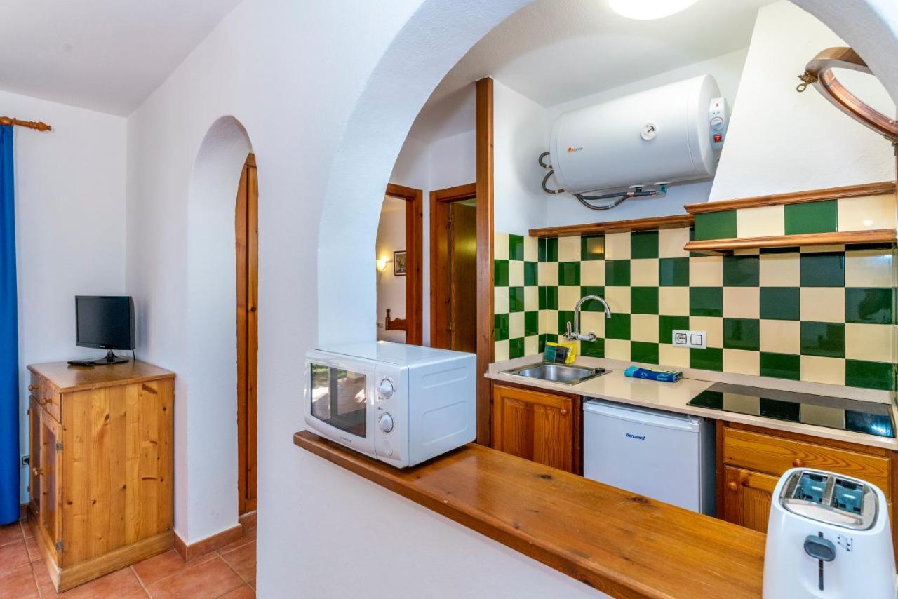 Apartamentos Vistapicas Cala'N Blanes  Extérieur photo